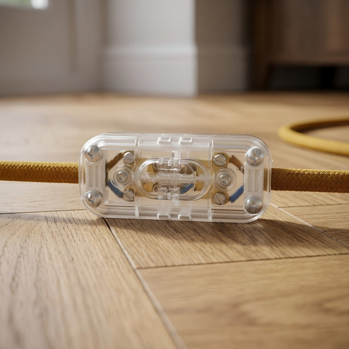 Topolet vippeafbryder til lampeledning — Transparent