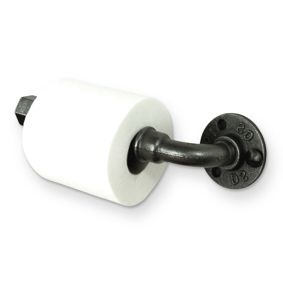 Toiletrulleholder lavet af VVS-fittings, set skråt forfra fra højre med rulle