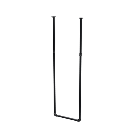 Loftophængt tøjstang i matsort lakeret stålrør Ø 27 mm — bredde 46 cm, højde under loftet 153 cm, trekvartsvisning på hvid baggrund