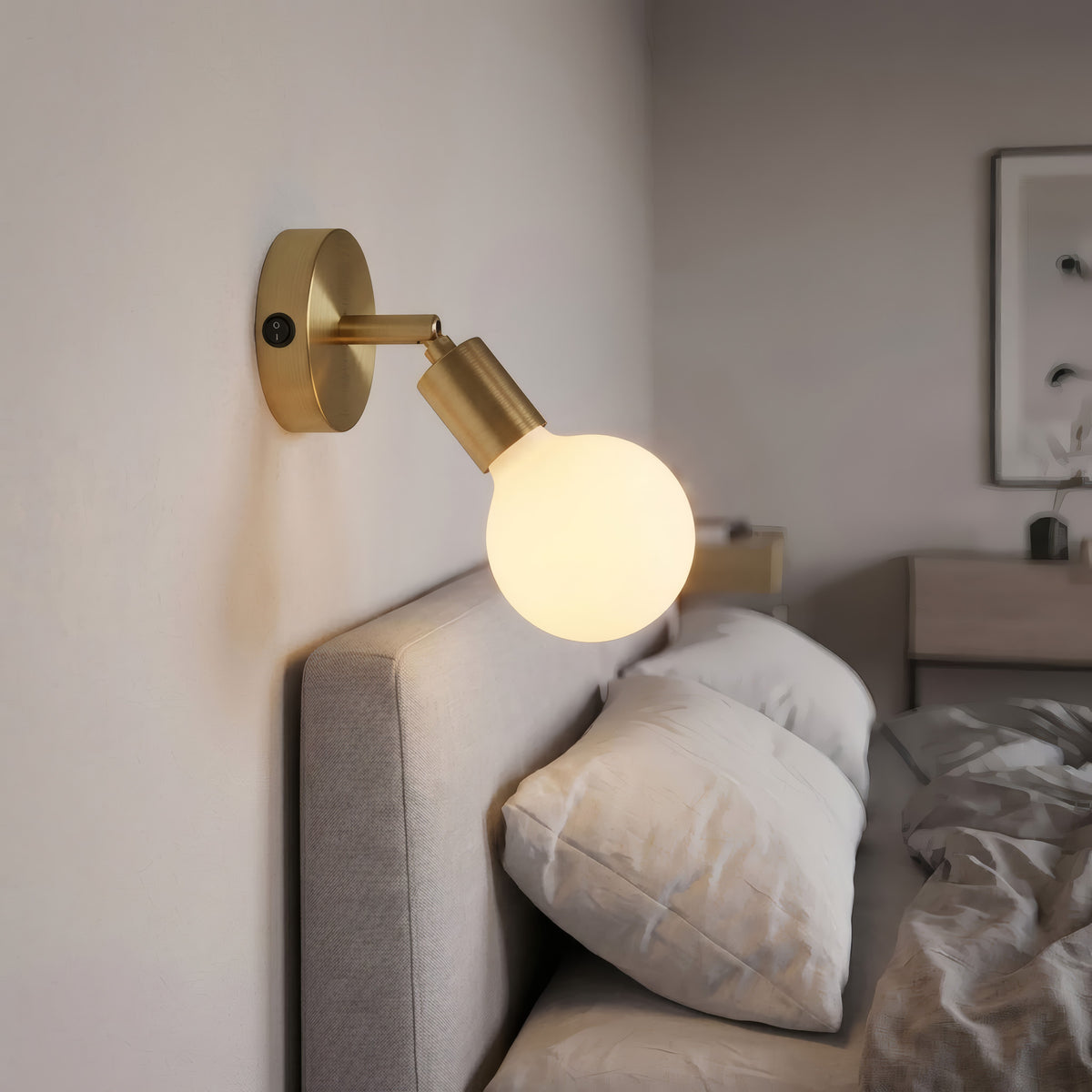 Lille cylindrisk roset i metal med afbryder, Ø 83 mm — Satineret bronze