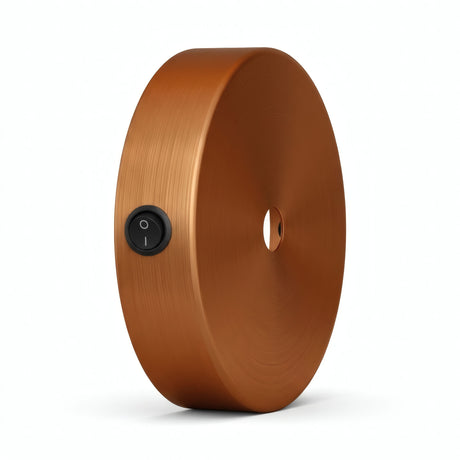 Lille cylindrisk roset i metal med afbryder, Ø 83 mm — Satineret kobber