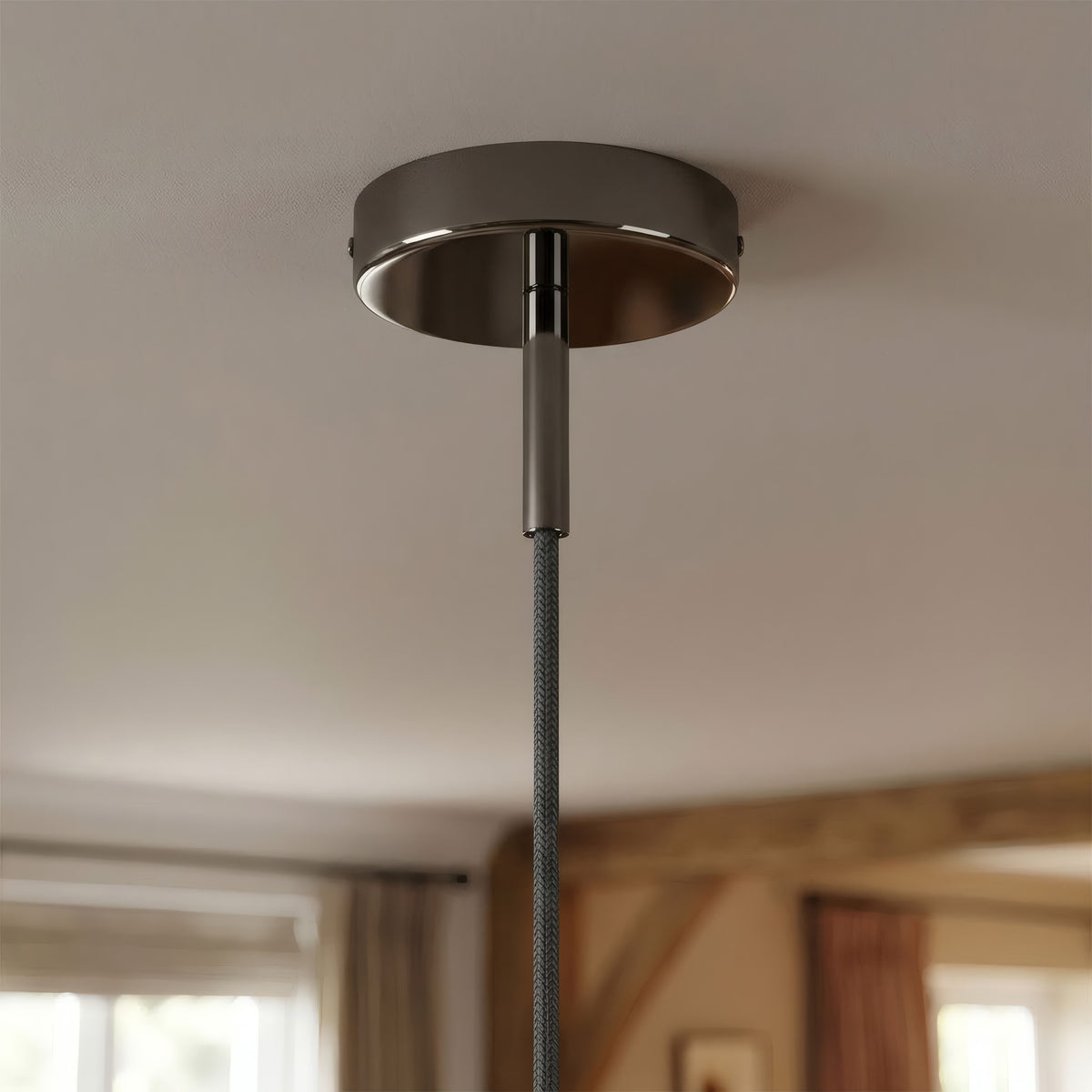 Cylindrisk roset i metal med aflastning på 7 cm — Sort perle