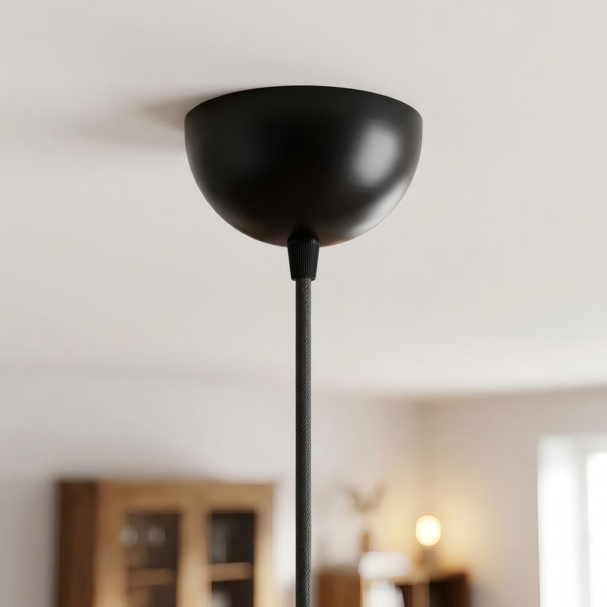 Halvkugleformet roset i metal, Ø 100 mm — Sort