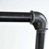 angle portant en raccord de plomberie 